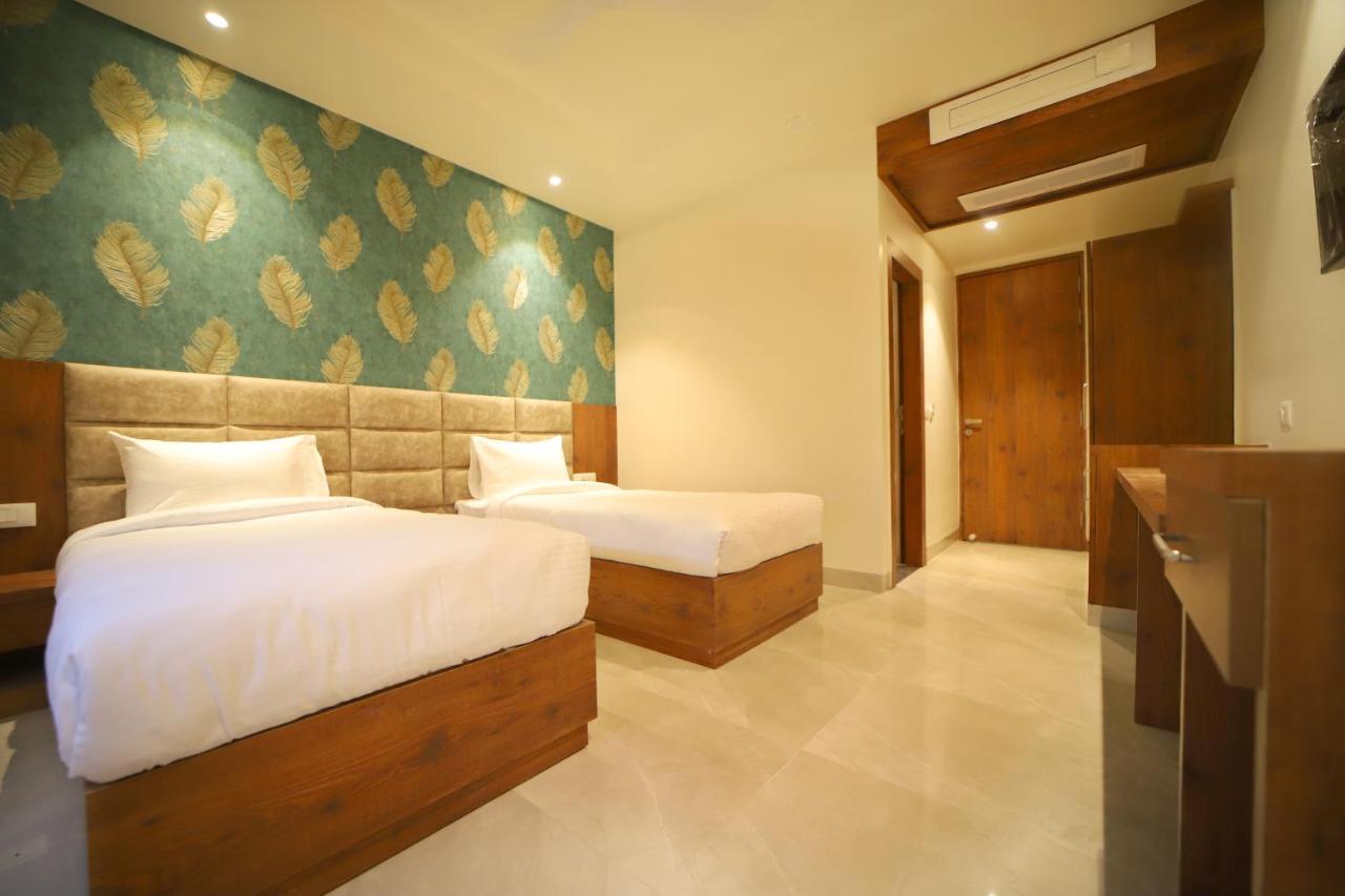 Hotel Marine House 아그라 외부 사진
